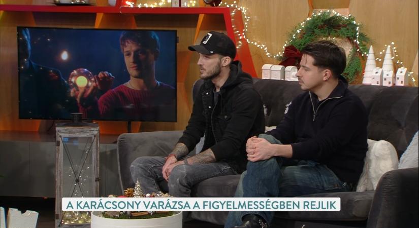 Coca-Cola és Budapest Bike Maffia közös karácsonyi üzenete a figyelemről