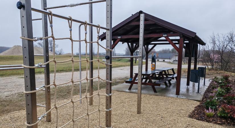 Vonzóbbá vált a nagykeszi Duna-part