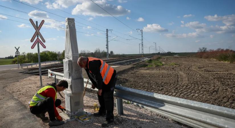 Cáfolta a MÁV Hadházy Ákos posztját, amiben arról írt, a tervezettnél sokkal lassabbak lesznek a vonatok a Budapest-Belgrád vasútvonal magyar szakaszán
