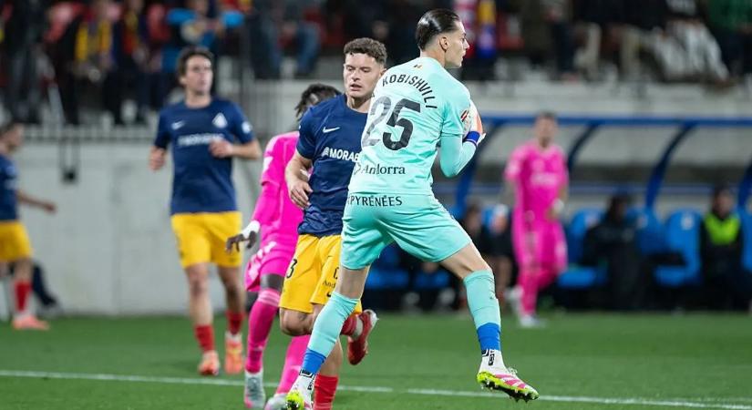 Romano szerint olasz és német klubok figyelik a Barcelona magyar játékosát