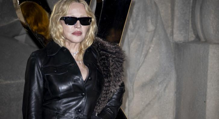 Smink nélküli fotót posztolt Madonna