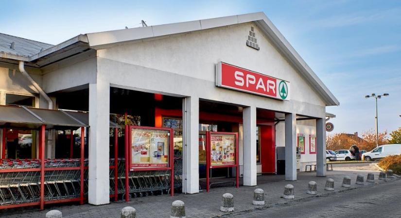 Rögtön lépni kellett: Növényvédőszer miatt kivonta a Spar a forgalomból ezt a fagyasztott gyümölcsöt