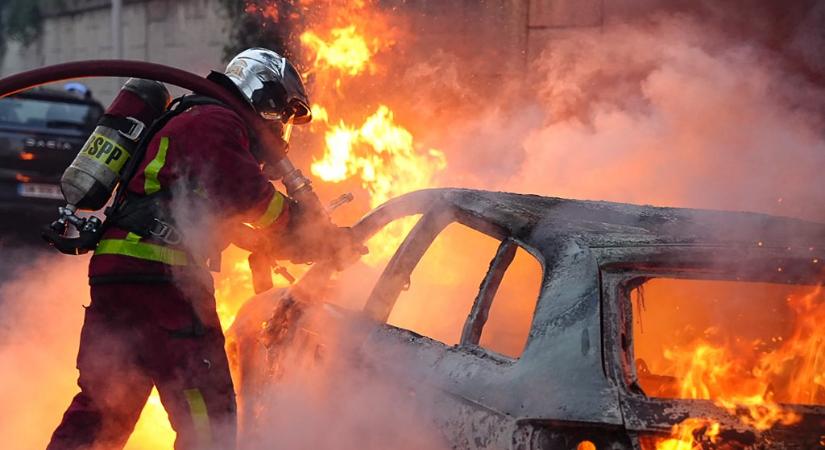 Kanadai hadtudományi professzor: Véres polgárháborúk várhatóak Európában