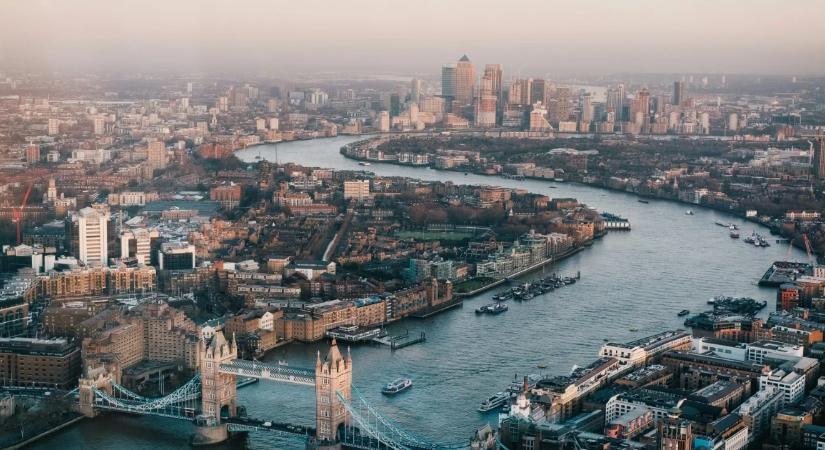 Sajnálom, de a tudomány jelenlegi állása szerint az érzelmeit követő választó hülye