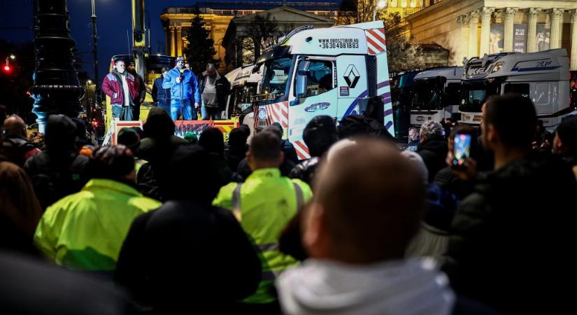 Az M3-astól a Hősök teréig – így nézett ki a kamionosok tüntetése
