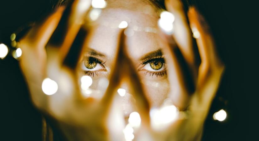 Napi horoszkóp – 2025. december 23.: 3 csillagjegynek sorsfordító hírt hoz a december 23-a