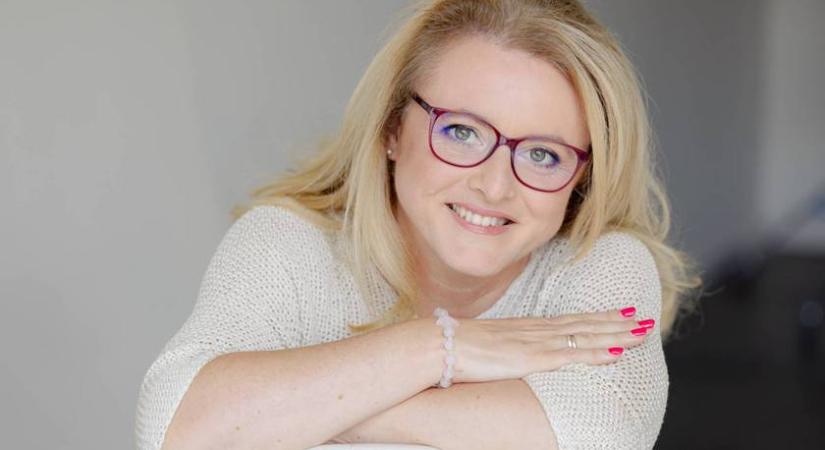 Papp Noémi: „Aki elolvassa a történelmi regényeimet, a saját szemével akarja látni Bártfát és Lübecket”