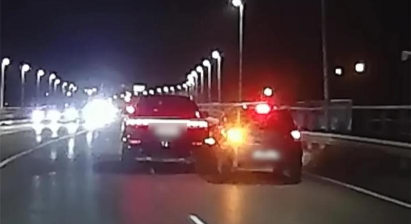 Így váltanak sávot az aljas sunyik, videón két felháborító eset