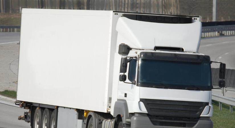 Nőni fognak az élelmiszerárak – a gazdák is beálltak a tüntető kamionosok mellé