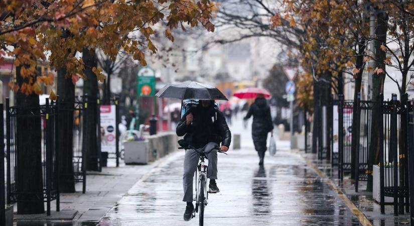 Egyelőre esernyőkre lesz szükség hólapát helyett – ilyen idő vár ránk kedden