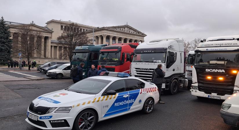 Ismertették követeléseiket a fuvarozók