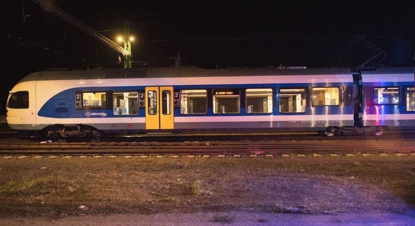 Halálos baleset a füzesabonyi vasútvonalon: megrázó eset bénítja a forgalmat