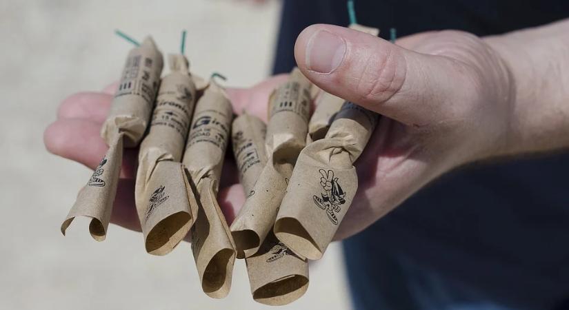 A petárda veszélyes-óvja meg gyermekét!