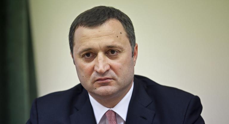 Pénzmosás miatt börtönbüntetésre ítélték Moldova korábbi miniszterelnökét