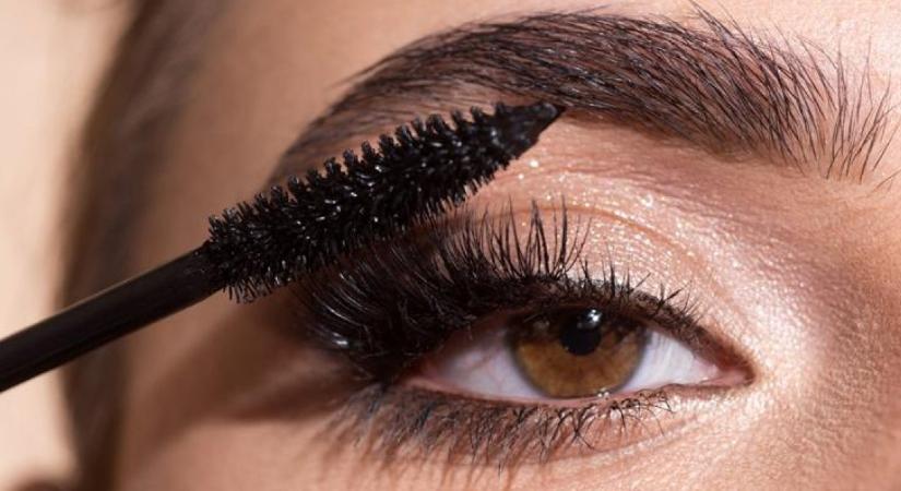 A szemöldöke leplezi le: így ismered fel a nárcisztikus embert