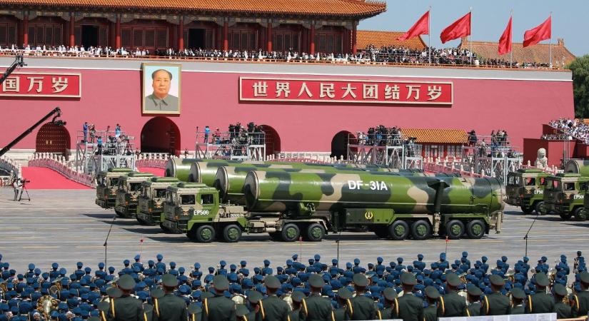 Nem blöfföl az ázsiai tigris: fegyverletétel helyett százával épít új atombombákat – egyre több siló van csőre töltve, bármikor meghúzhatják a ravaszt