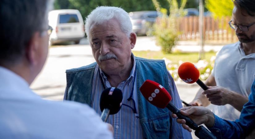 Minden nyugdíjasnak levelet küldött a kormány az állítólagos Tisza-adóról az Ügyfélkapura és a DÁP-ra