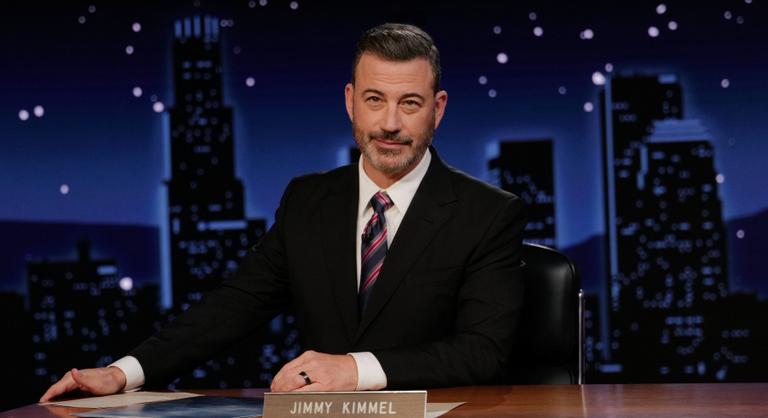 Jimmy Kimmel karácsonykor újra beleszáll Donald Trumpba, ráadásul a tévében
