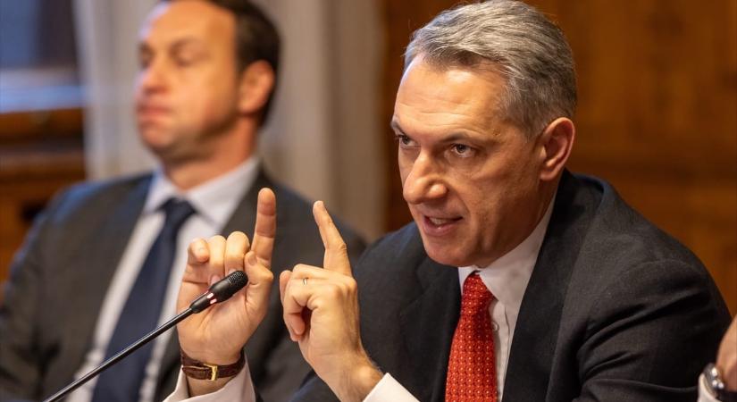 Lázár János a fuvarosok tüntetése után: A budapestiek is megtapasztalhatták, milyen, amikor kamionok dübörögnek az ablak alatt