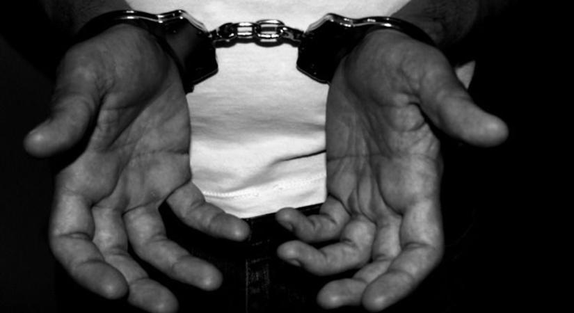 Gyilkost neveltek: a tinédzser felbérelte egy barátját, hogy ölje meg a szüleit