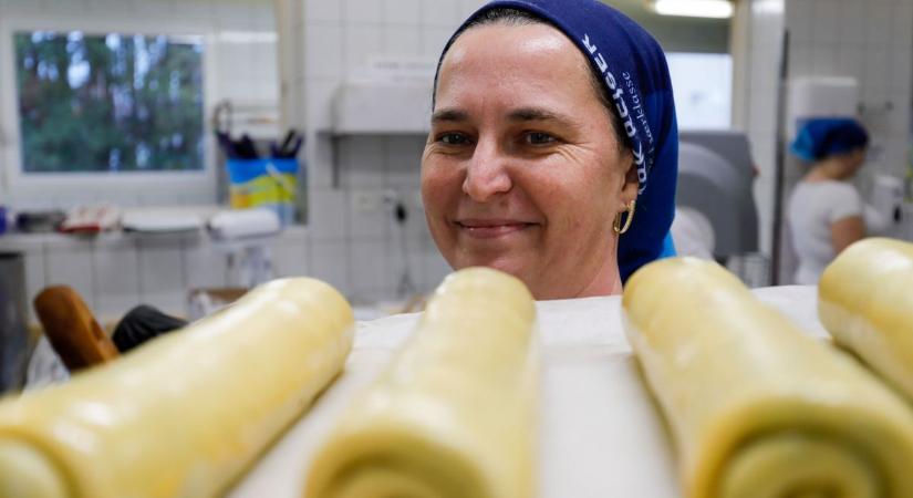 Miért nem reped meg náluk a bejgli? A Gerő Cukrászda elárulta a fortélyokat (galéria)