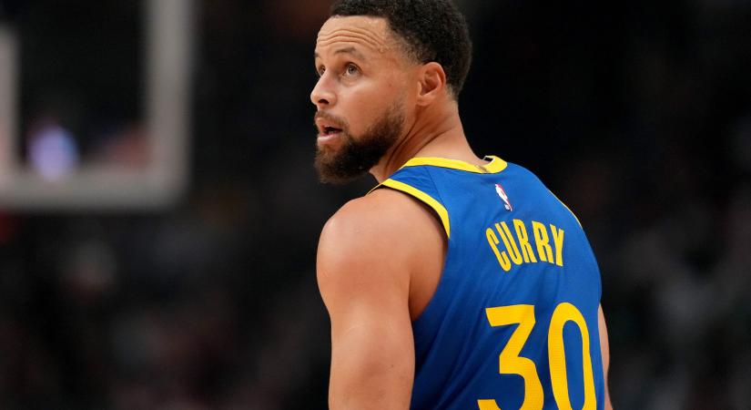 Stephen Curry megdöntötte Michael Jordan rekordját