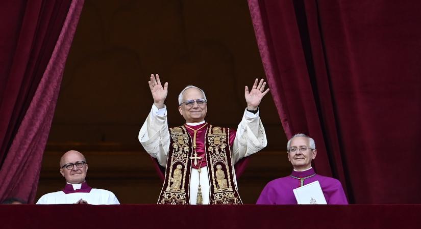 Úgy kicsípte magát Leó pápa, hogy a legjobban öltözöttek listájára is felkerült a Vogue-nál