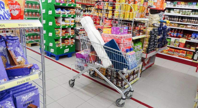 Ekkor nyitnak a legnépszerűbb hazai áruházak karácsony után - Magyarok, rohamra