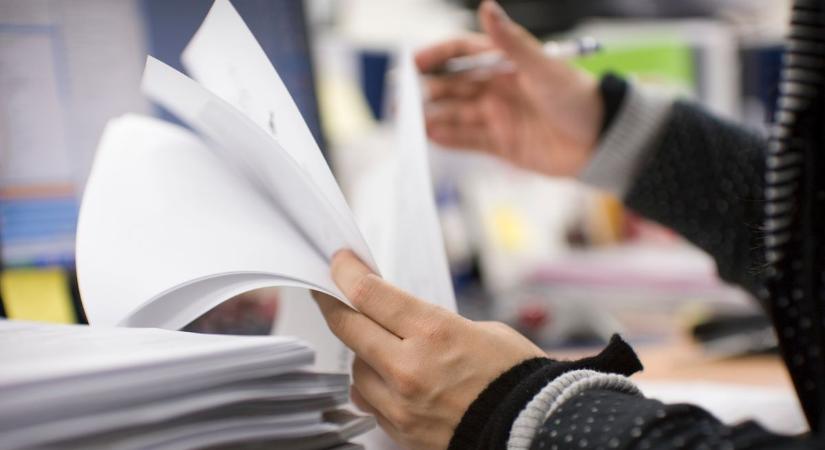 Fontos okmány szűnik meg fizikai formában, vissza kell szereznünk az eredetit