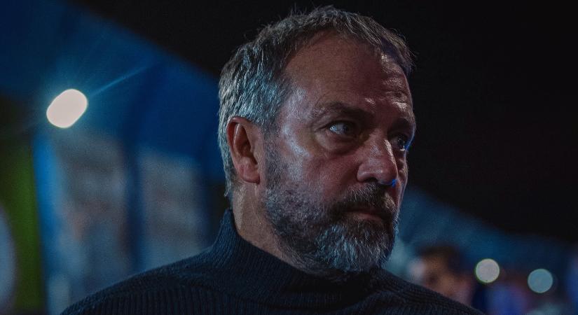 Címlapon, hogy melyik világsztárt akarja leigazolni az FC Barcelona