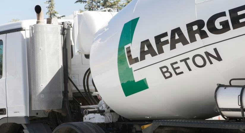 Terrorizmus finanszírozásával vádolják a Lafarge cementgyártót
