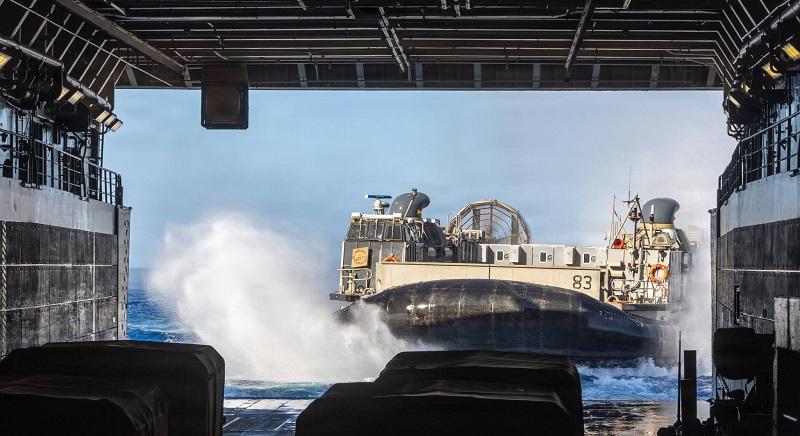 Olyan hadihajó-flottát építettet Trump, amilyent még nem látott a világ