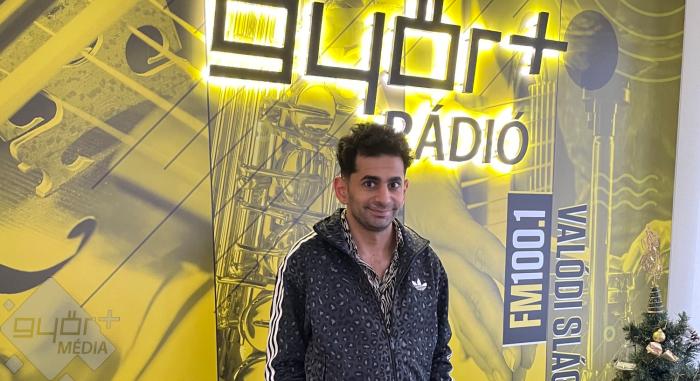 A báb mögött az ember – Urszinyi Ádámmal, maszk nélkül