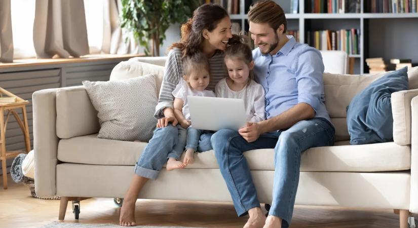 Ebben a perben jött a NAV rendkívüli bejelentése, ez minden családot érint