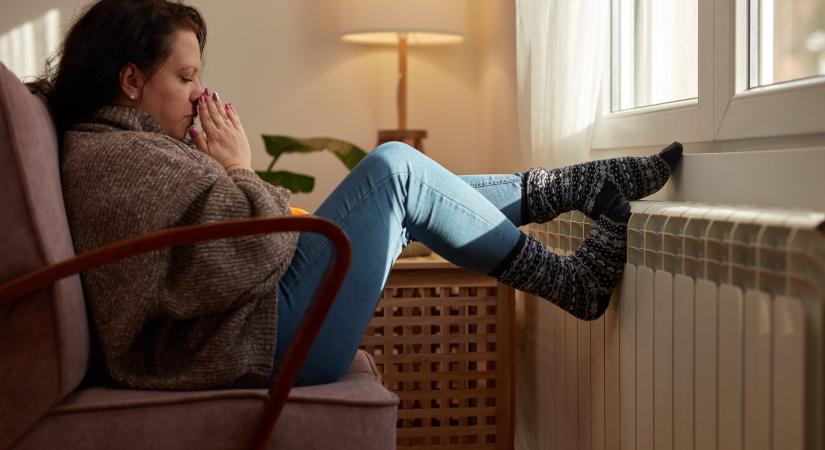 Hideg kezek és lábak a meleg lakásban is – ezekre a betegségekre utalhat