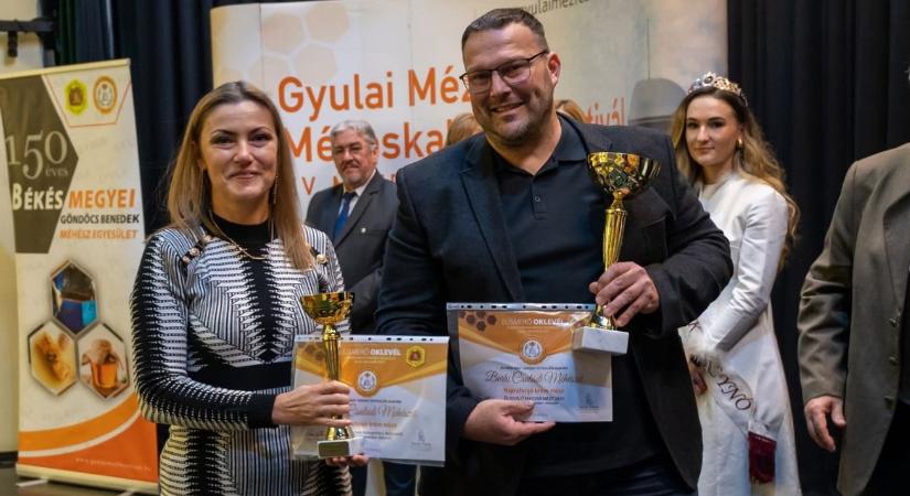 Aszály, küzdelem, kitartás – nehezített pályán lett az örményesi napraforgóméz az Év Kiváló Magyar Méze
