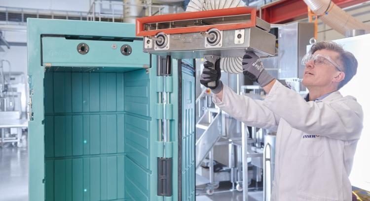 Fagyasztás, hűtés, hűtveszállítás: mikor jobb a szárazjég és mikor a folyékony nitrogén?