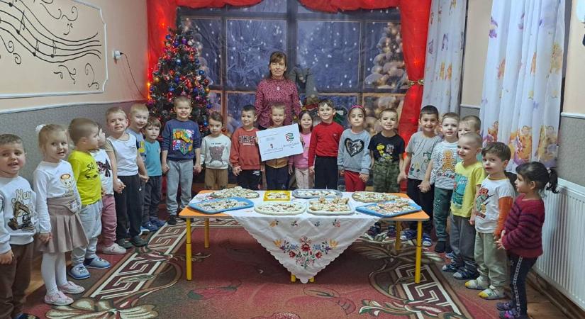 Adventi koszorúkészítés és mézeskalácssütés a Tulipán Tanodákban