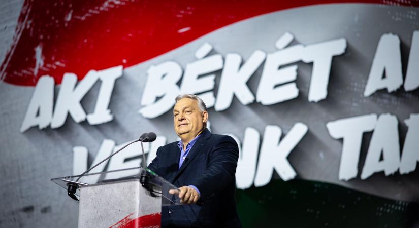 Orbán Viktor: épülünk, szépülünk