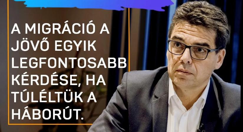 Logika Brüsszel-módra: a lengyel kerítés jó, mert baloldali, a magyar kerítés rossz, mert jobboldali