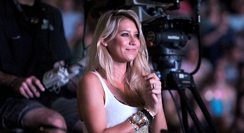 Gólyahír: megszületett Anna Kurnyikova és Enrique Iglesias negyedik gyermeke