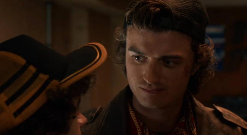 Végre tudjuk, milyen hosszúak lesznek a Stranger Things ötödik szezonjának maradék részei, érdemes lesz alaposan feltankolni a karácsonyi sütiből