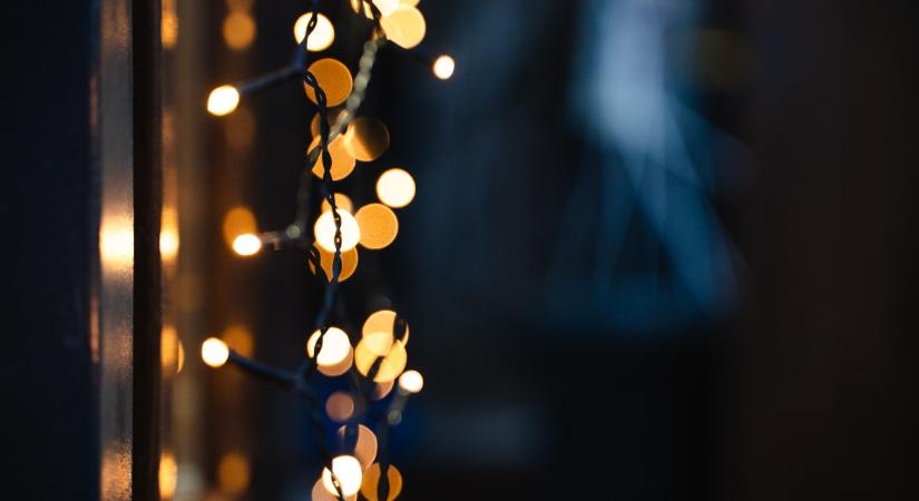 Szinte minden vizsgált fényfüzér veszélyes