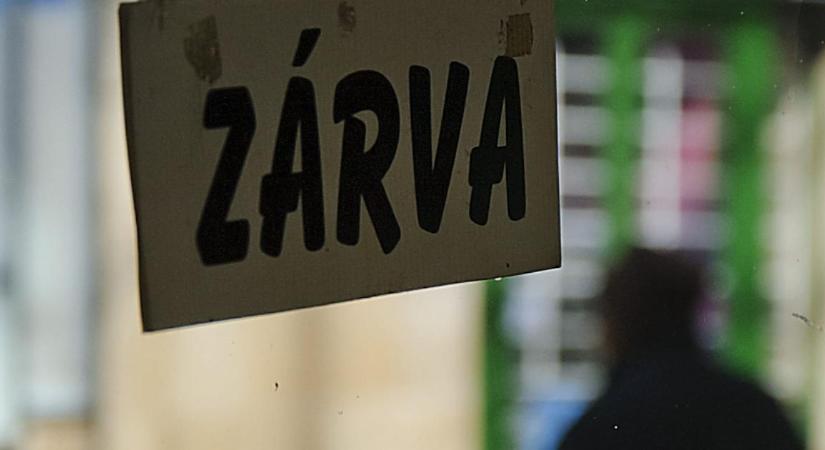 Debreceni ünnepi kisokos: így lesznek nyitva a boltok és itt találunk orvost, ha baj van