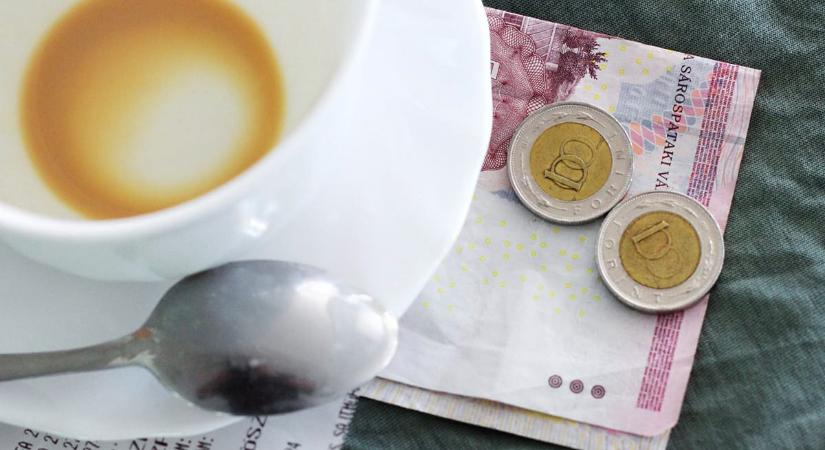 Kiderült, mennyi borravalót adnak a magyarok