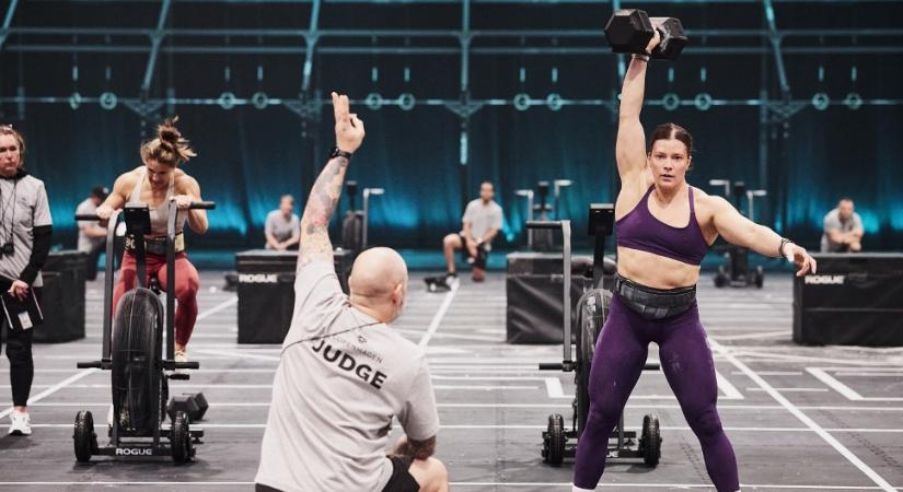 Óriási magyar siker: sporttörténelmet írt Horváth Laura, világbajnok lett az új fitneszligában