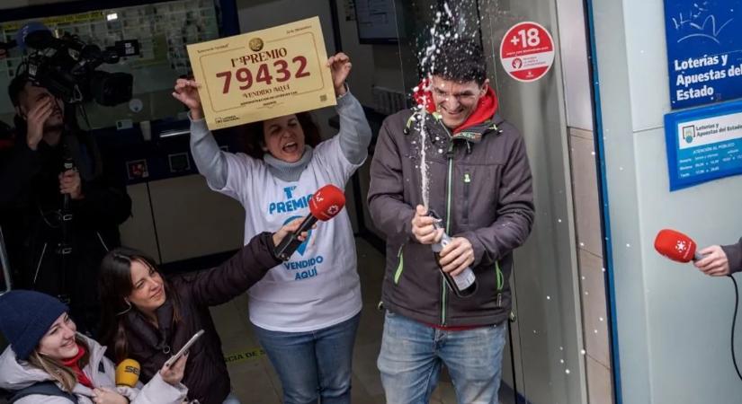 Ennél jobb helyre aligha kerülhetett volna a 183 milliárd forintos lottónyeremény – videó