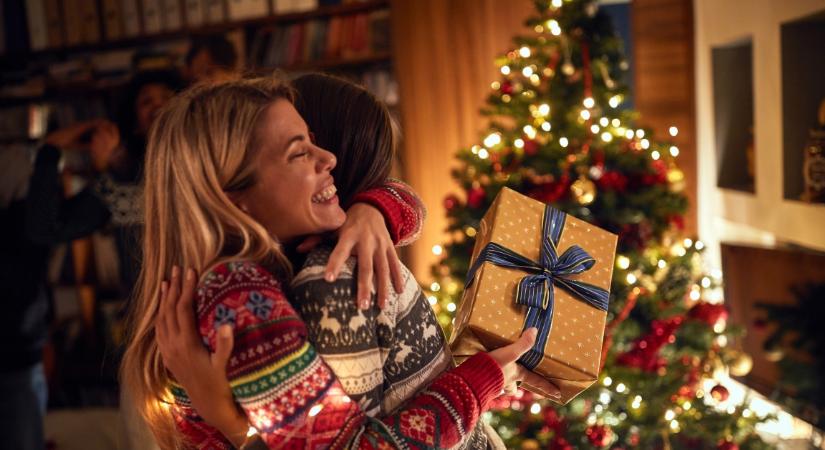 Etikett-szakértő: A 3 legdurvább dolog, amit vendégként karácsonykor tehetsz