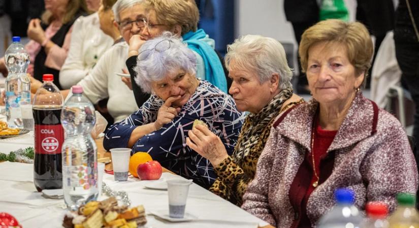 Együtt ünnepeltek a Mozgáskorlátozottak Nagykanizsa és Vidéke Egyesület tagjai