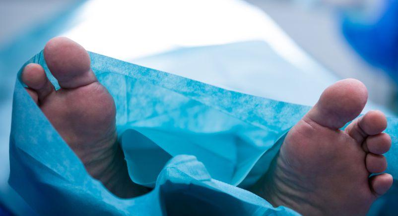 Ismeretlen férfi holttestet találtak Tokajnál